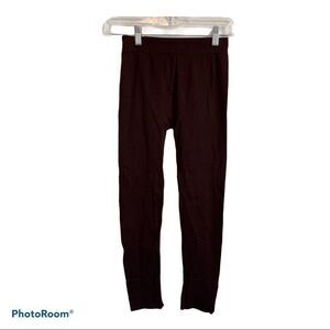 ‎Brown Leggings with Rhinestone at bottom edge.